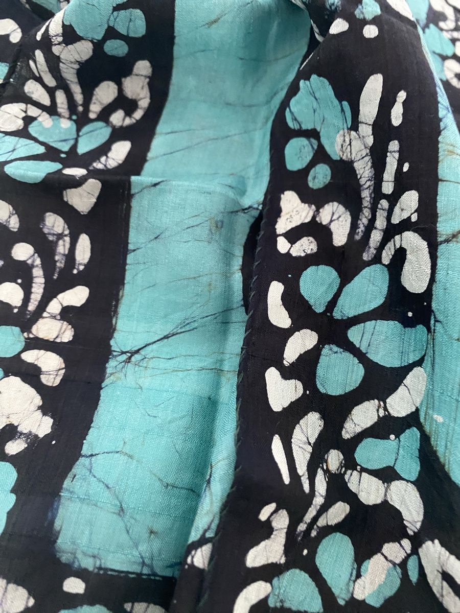 Foulard & Sciarpe: Seiden Schal 🌸 – Usato da Opfikon venduto da Luis144 1