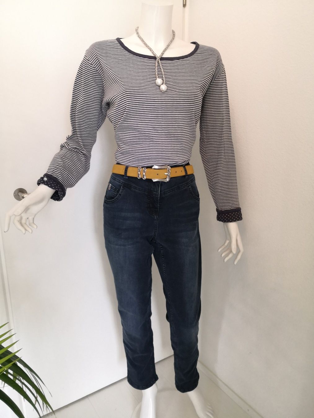 Pullover & Sweatshirts: 🤩MODDISON PULLOVER BLAU-WEISS GESTREIFT – Gebraucht aus Olten von Naja-Twins-Twins