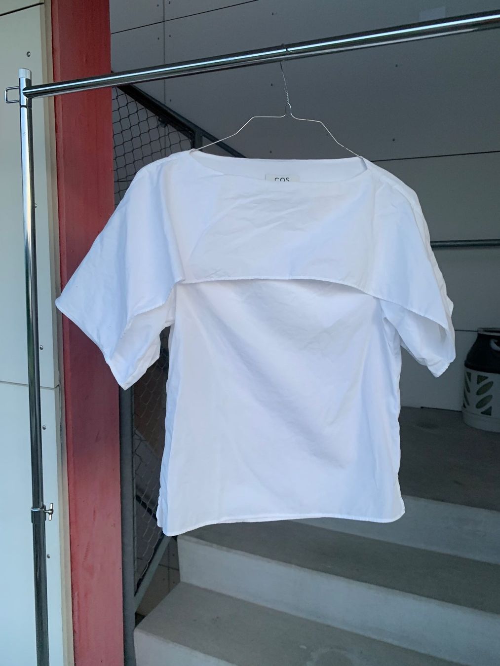 Cos Camicette: Bluse von COS, weiss, Gr. 34 – Nuovo (secondo la descrizione) da Au ZH venduto da Clio72