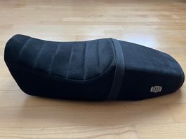 Neuwertige Ultrasuede Comfort-Sitzbank für Yamaha XSR 900