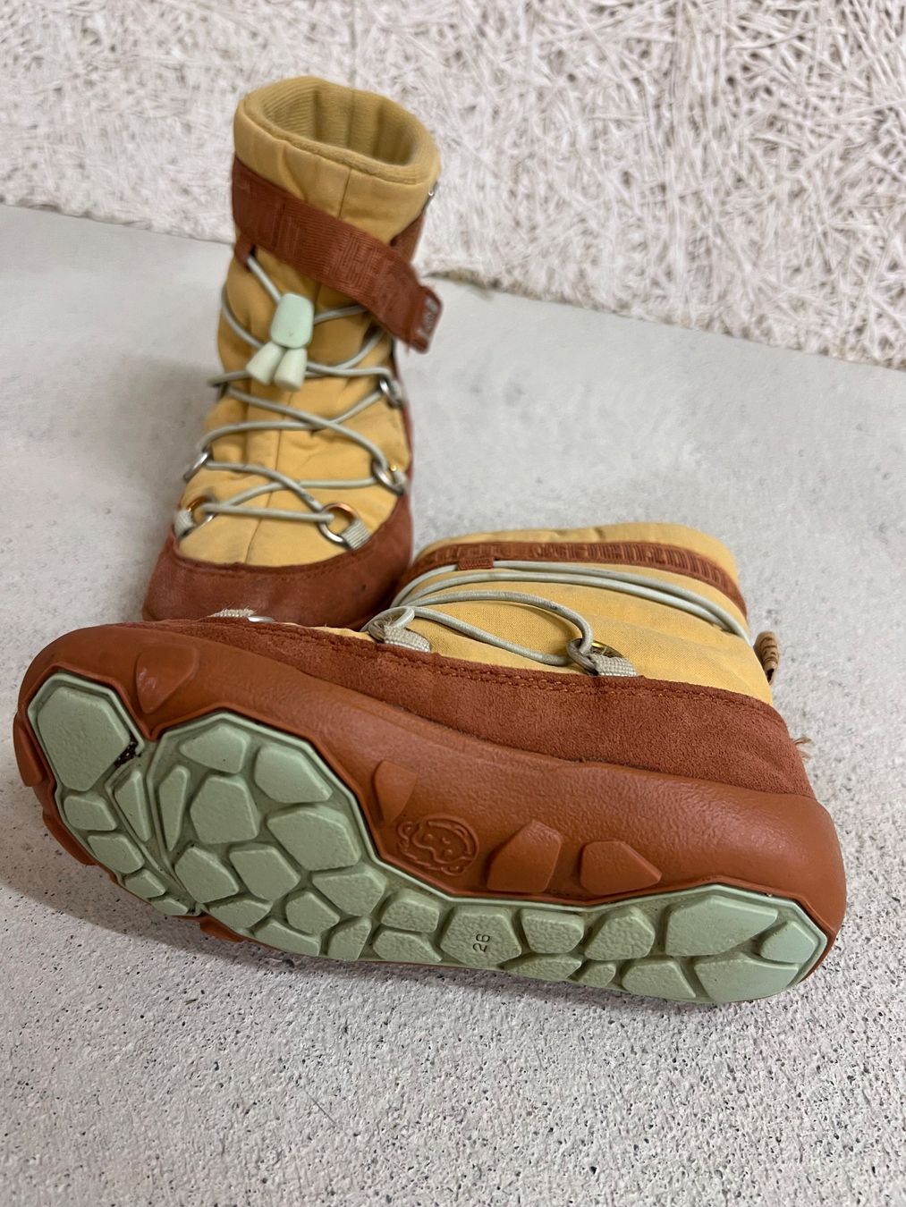 Affenzahn Scarpe per ragazzi: Kinder Winterstiefel Affenzahn Grösse 26 gebraucht – Usato da Oberrieden venduto da npo_vr58 1