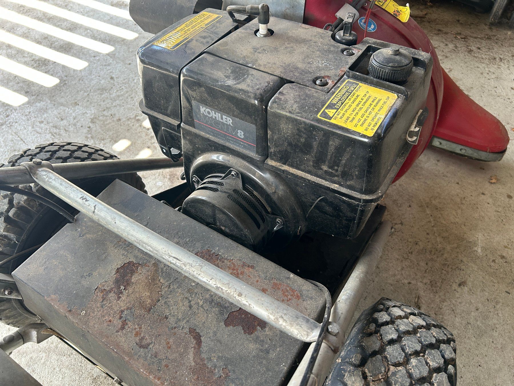 Toutes les machines: Aspirateur à feuilles – D'occasion à Jussy par BP33 1