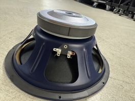 Turbosound TS-12W1000B4 Defekt