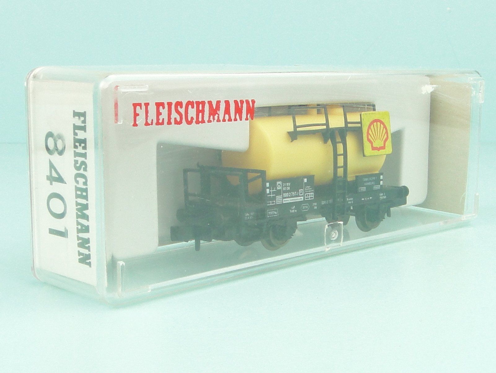 Fleischmann Modelleisenbahnen: Fleischmann 8401 Spur N Shell Tankwagen – Gebraucht aus Bülach von Albitrain 1