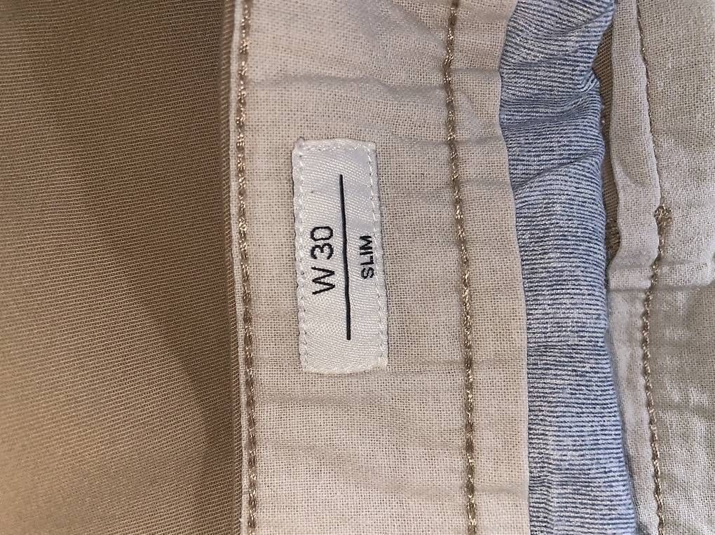Pantaloni: Kurze Hose Beige (W30) – Usato da Neuhausen am Rheinfall venduto da Kordian_W 2