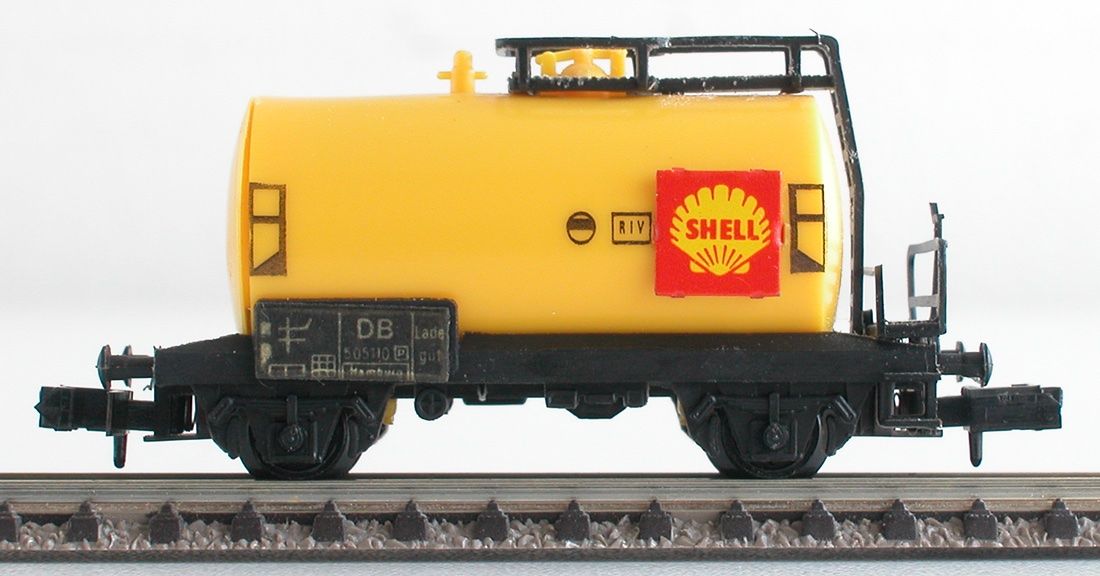 Arnold Modelleisenbahnen: Arnold Rapido Kesselwagen Shell der DB Spur N – Gebraucht aus Oberwil BL von Klang 1
