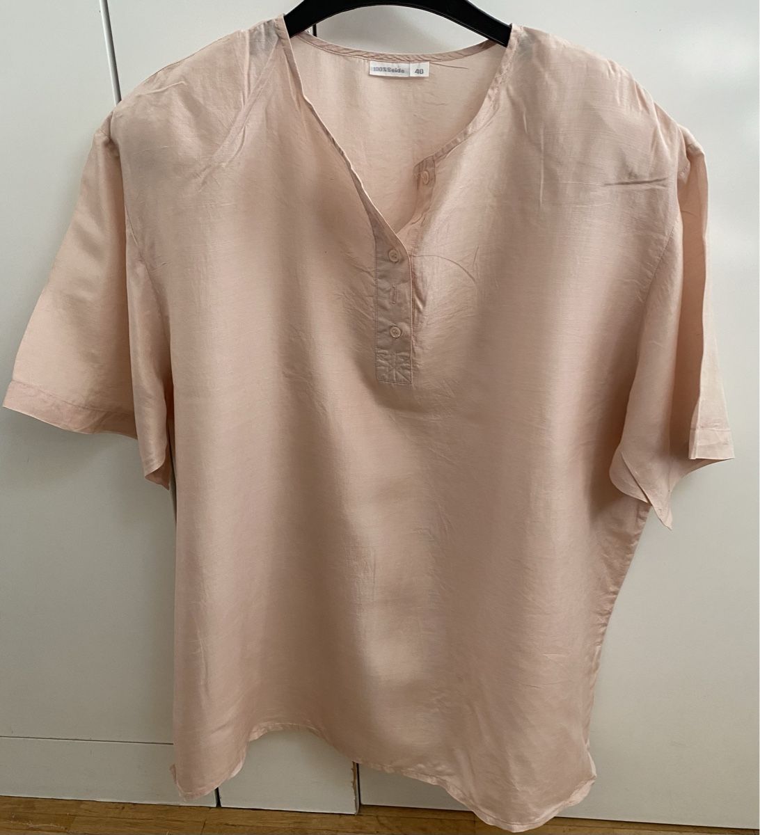 Camicette: 100% Seiden Bluse 🌸 – Usato da Opfikon venduto da Luis144