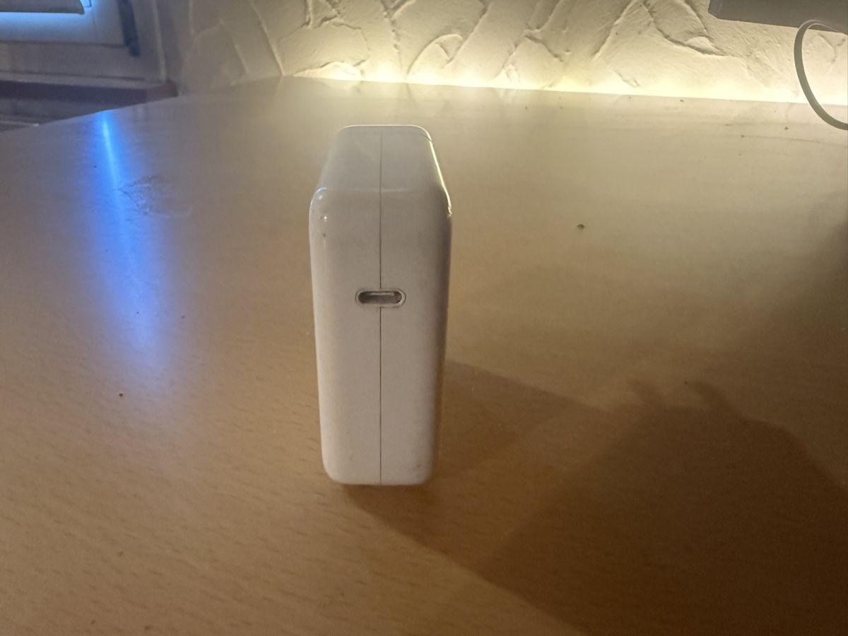 Apple Unità & Adattatore: Gebraucht / APPLE 70W USB‑C Power Adapter Netzteil – Usato da Laupen BE venduto da fab_bl5s 3