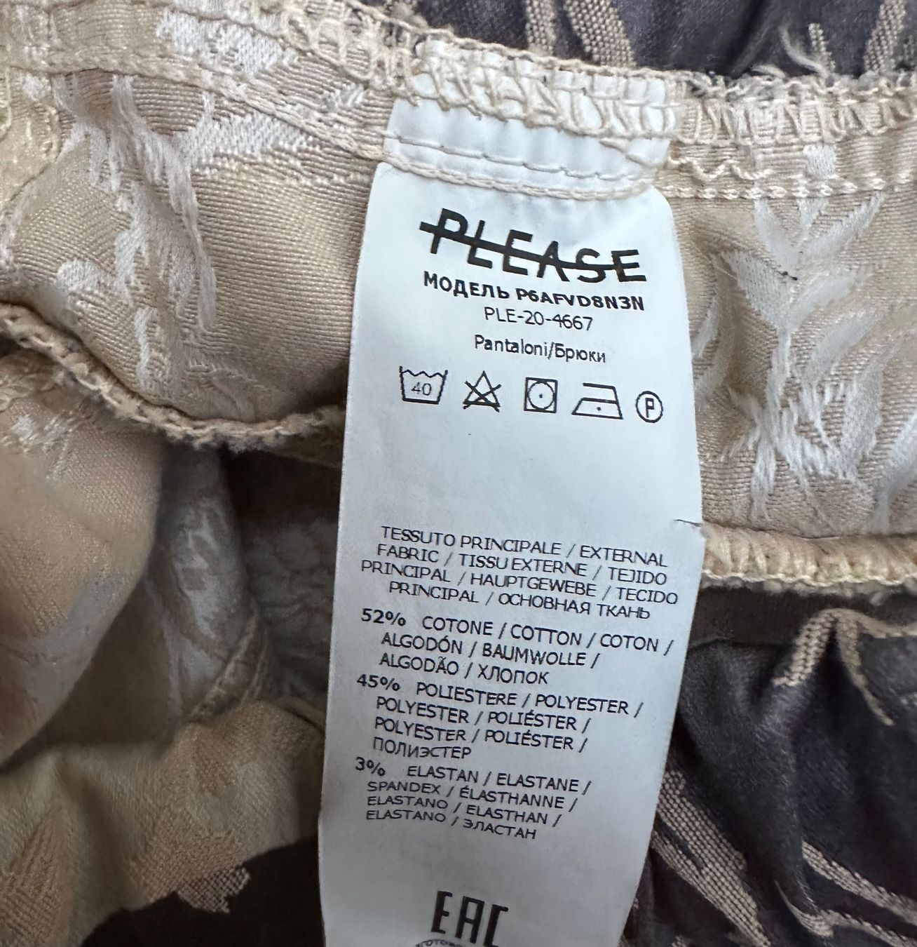 Pantaloni: Please Hose S – Usato da Ipsach venduto da Lary_Sommer 5