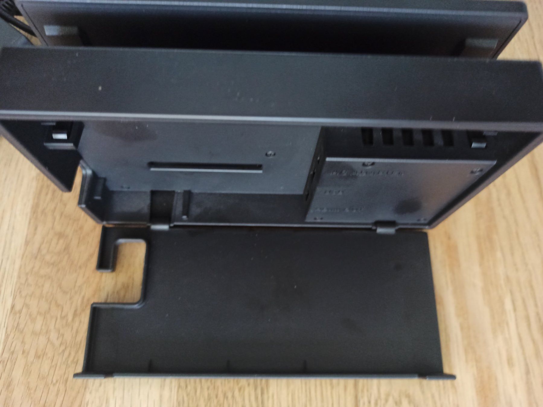 Docking station: Original Nintendo Switch TV-Dockingstation mit Netzteil NSW – Usato da Oberweningen venduto da mar_87mx 3