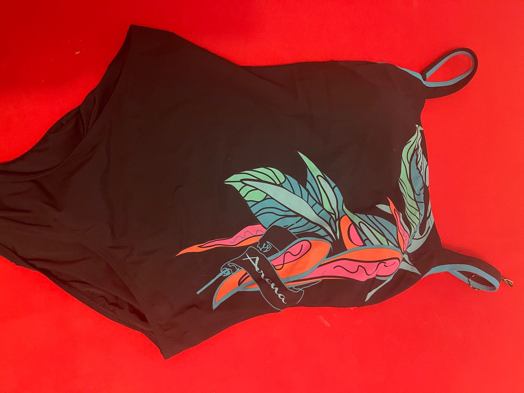 Arena Costumi da bagno & Bikini: Arena Badekleid ,Gr.42 – Usato da Bolligen venduto da Aquella71 4