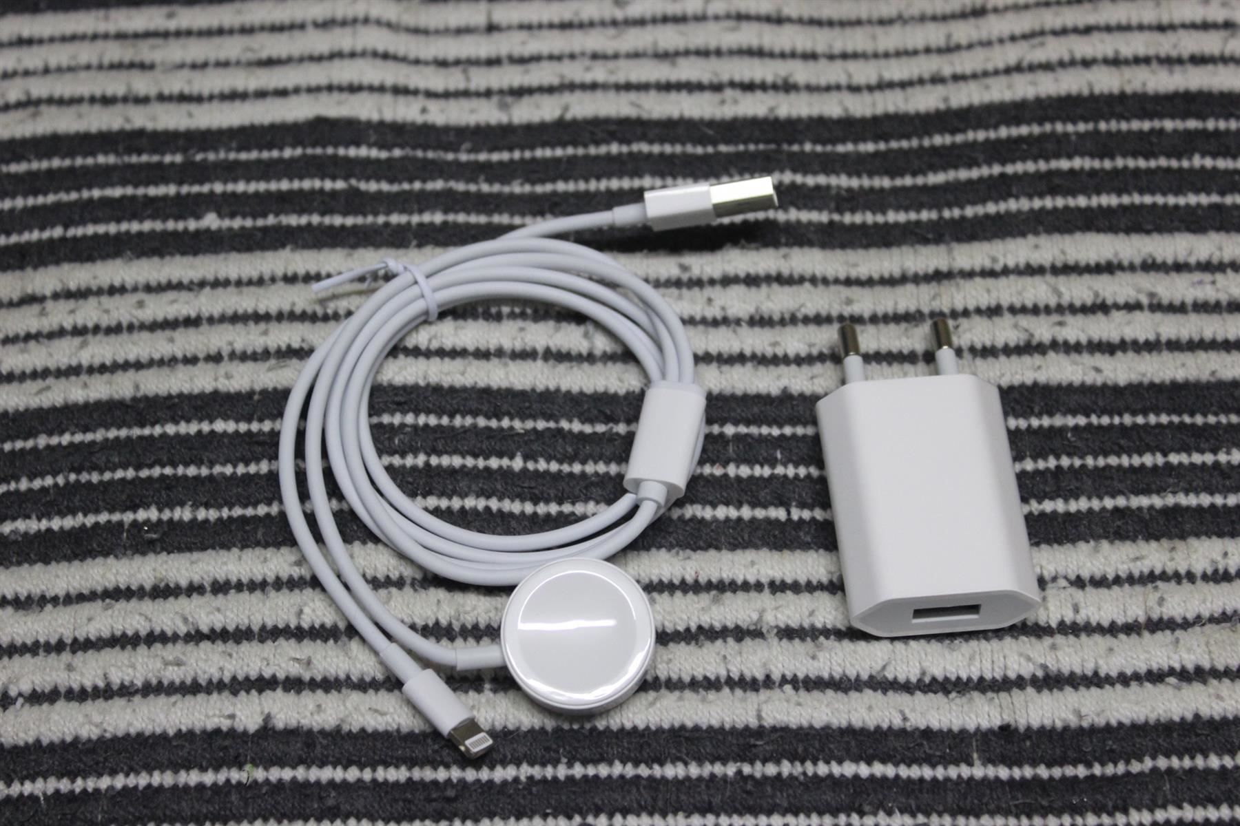 Caricabatterie: 2Duo Magnet ladekabel apple watch +Steck – Nuovo (secondo la descrizione) da Kirchdorf AG venduto da Aarereussshop