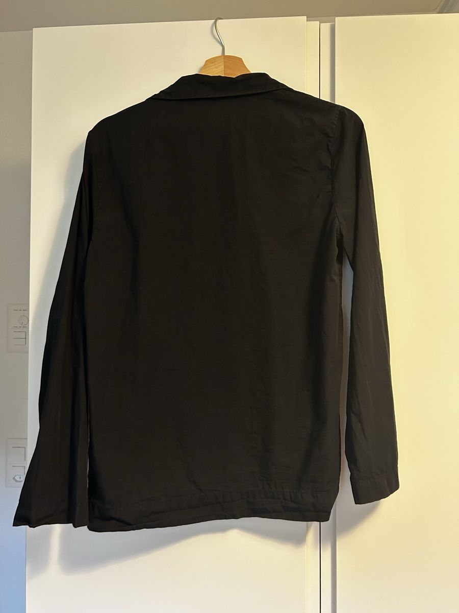 Blusen: Tekla Bluse XS schwarz  – Gebraucht aus Zürich von cos_b629 4