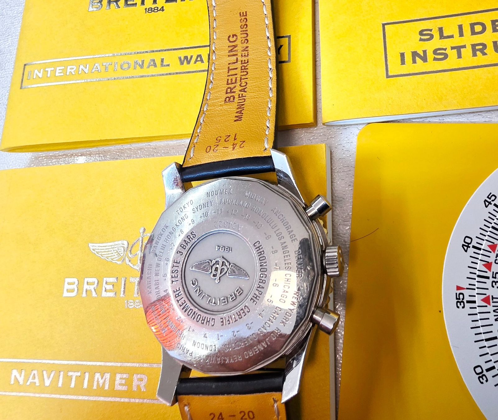 Breitling Montres: Breitling Navitimer GMT World 46mm Full Set – D'occasion à Winterthur par Navitimer 1