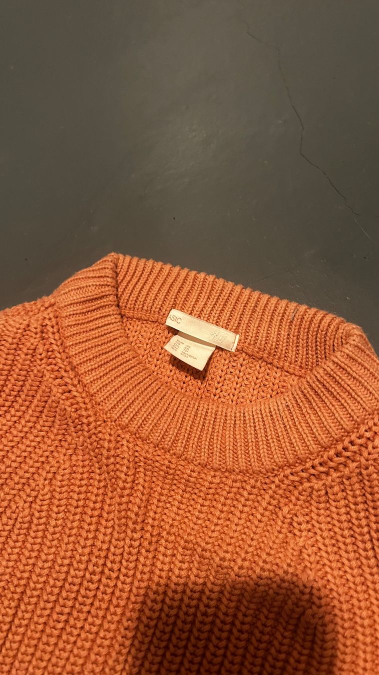 Maglioni & Felpe: Strick Pullover in Koralle Farbe Gr. S – Usato da Basel venduto da likeitbuyit 2