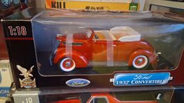 1:18 1937 Ford Convertible