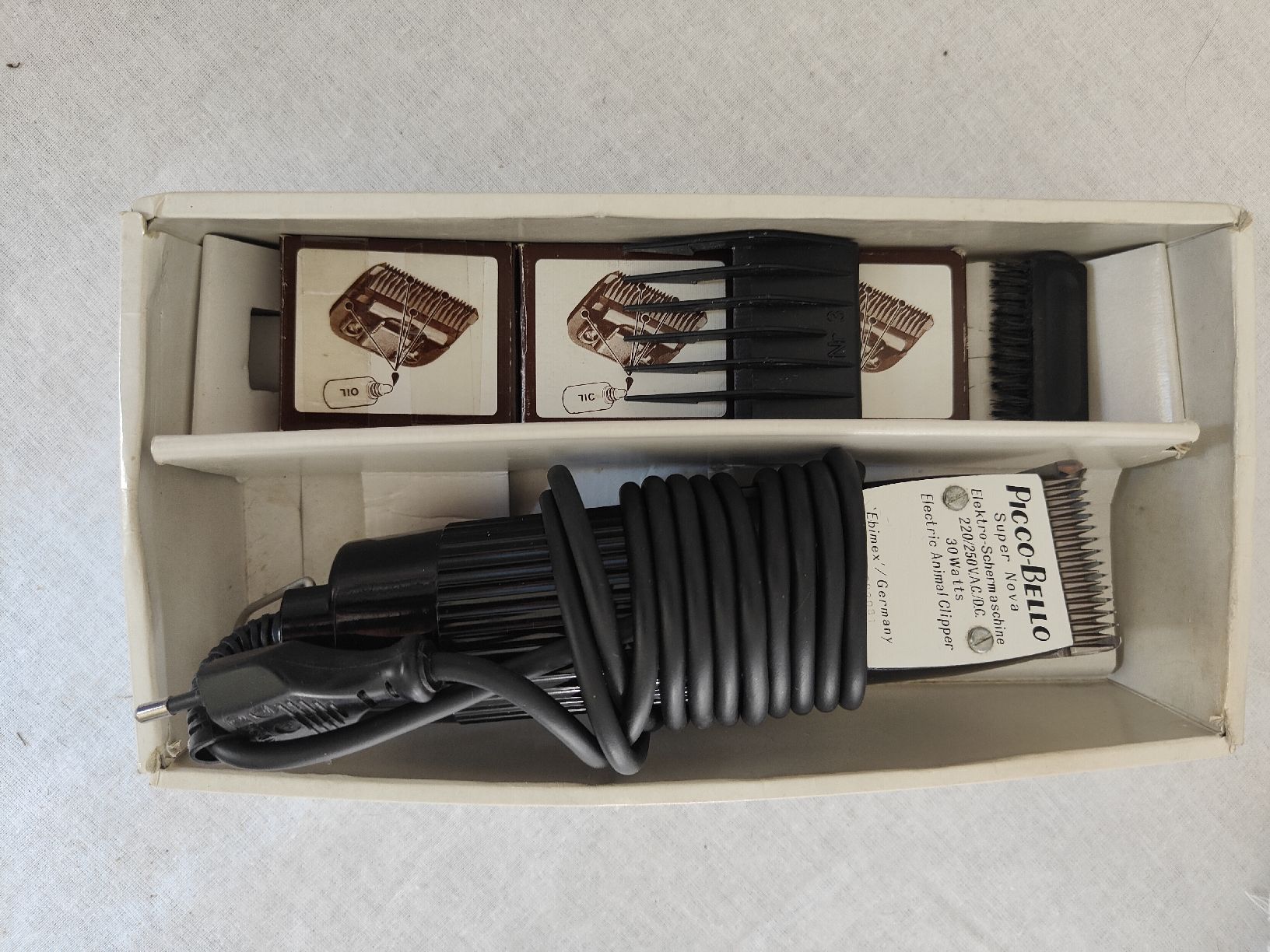 Prodotti per la cura & articoli per la pulizia: Tondeuse électrique professionnele – Nuovo (secondo la descrizione) da Courtelary venduto da Mini610 1
