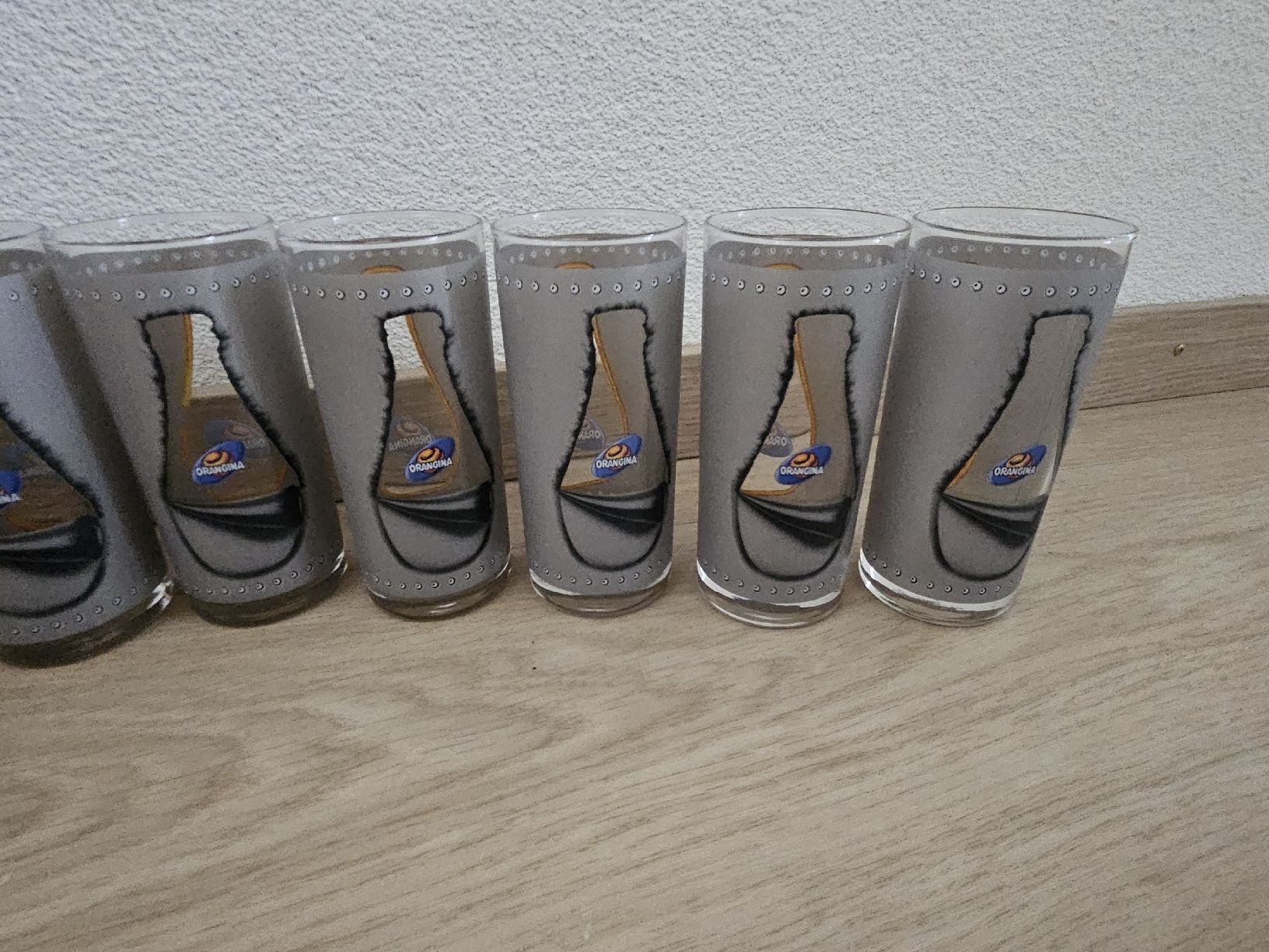 Bicchieri: Lot de 10 verres Orangina – Usato da La Joux FR venduto da car_ck96 3