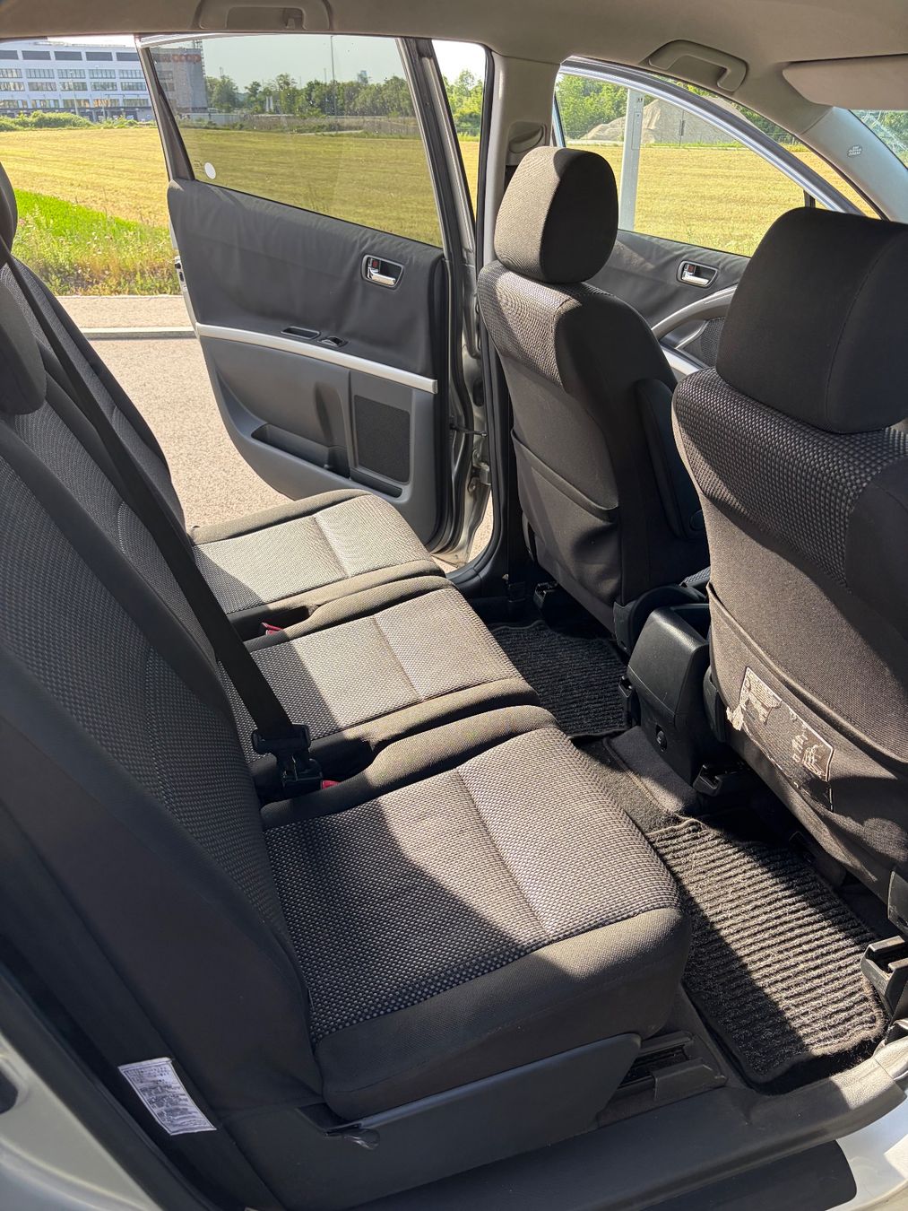 Toyota Automobili: Toyota corola verso – Usato da Pratteln venduto da Omega102 6