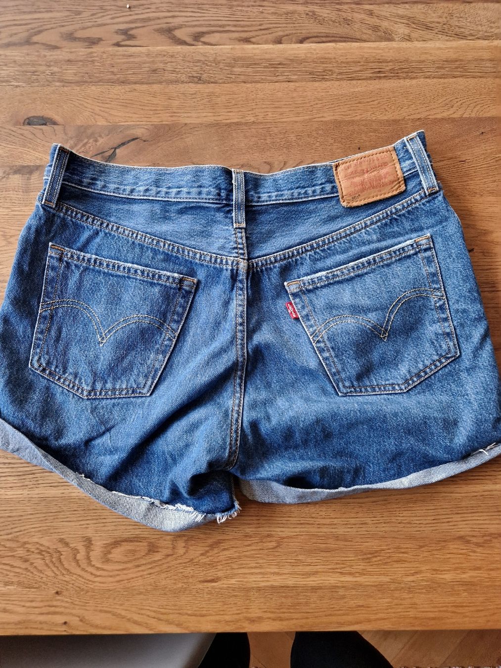 Levi's Jeans: Levis Shorts – Gebraucht aus Bern von lir_k5g6 1