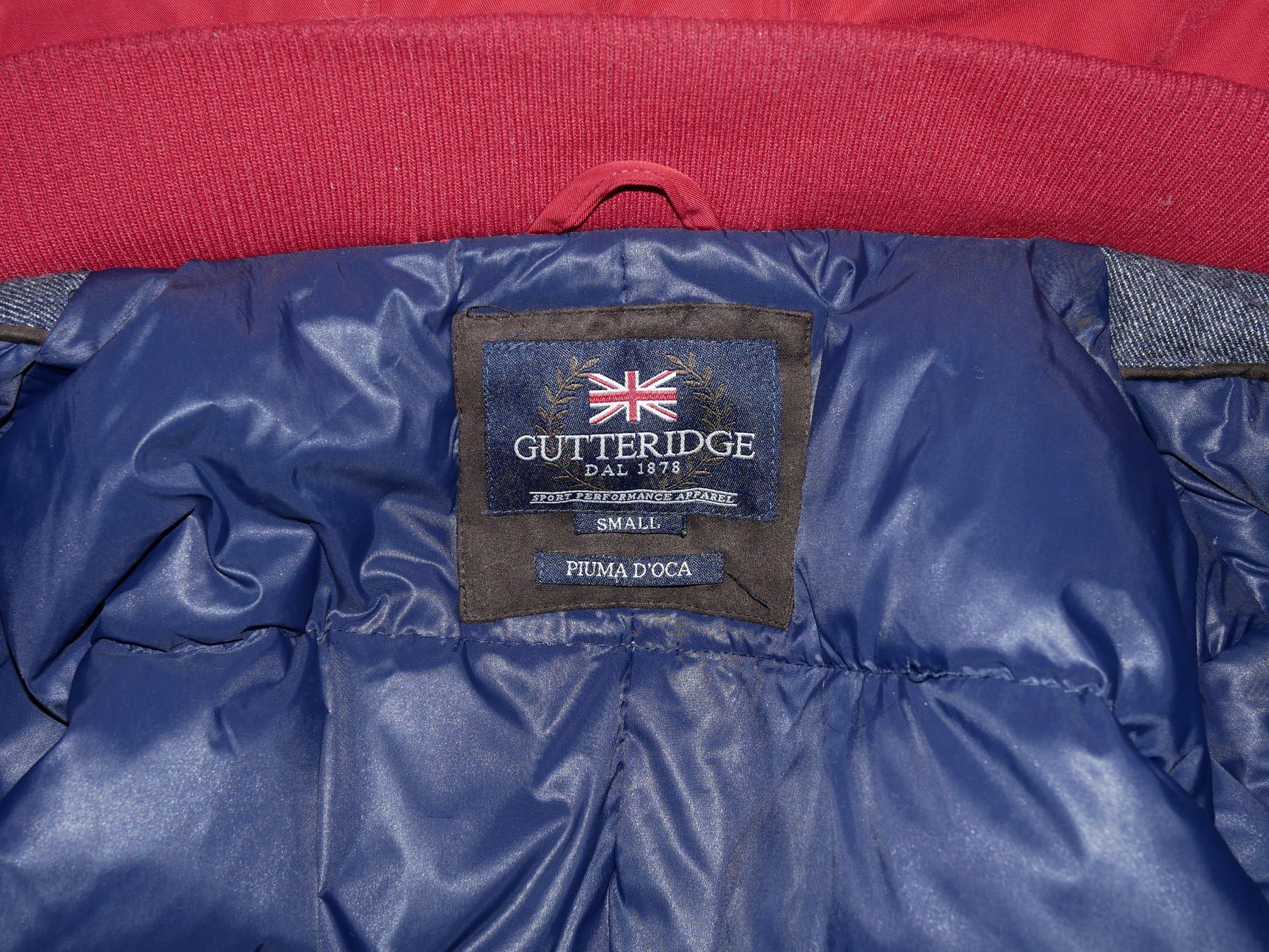 Jacken: Gutteridge Winterjacke, Grösse S, Rot – Gebraucht aus Niederwangen BE von Benny.7 3