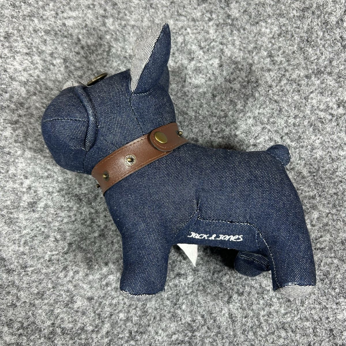 Esche: Jack & Jones denim dog  – Nuovo (secondo la descrizione) da La Sagne NE venduto da Matlasape 1