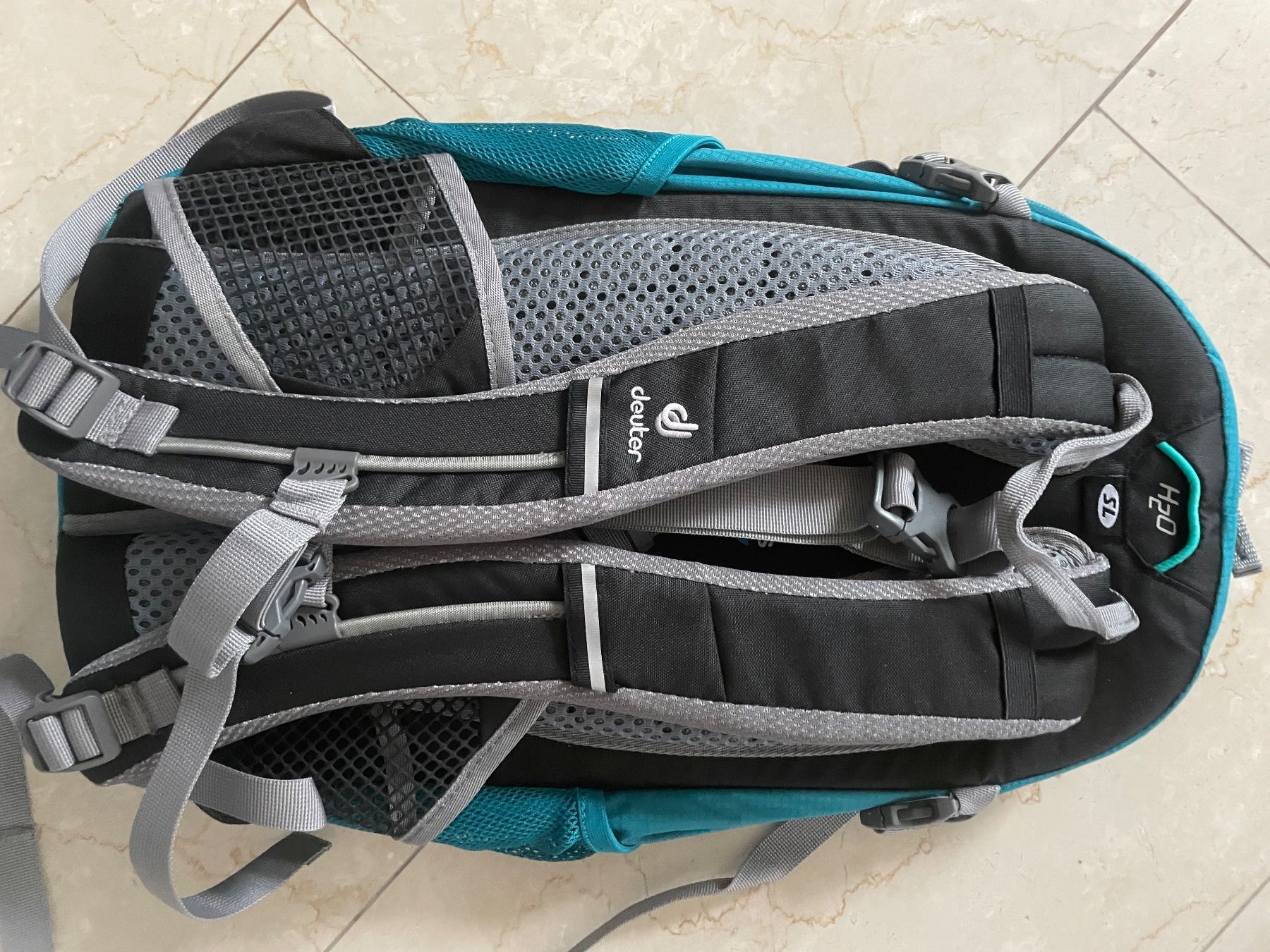 Deuter Zaini: Deuter Bike Rucksack – Nuovo (secondo la descrizione) da Flüelen venduto da AU10 1