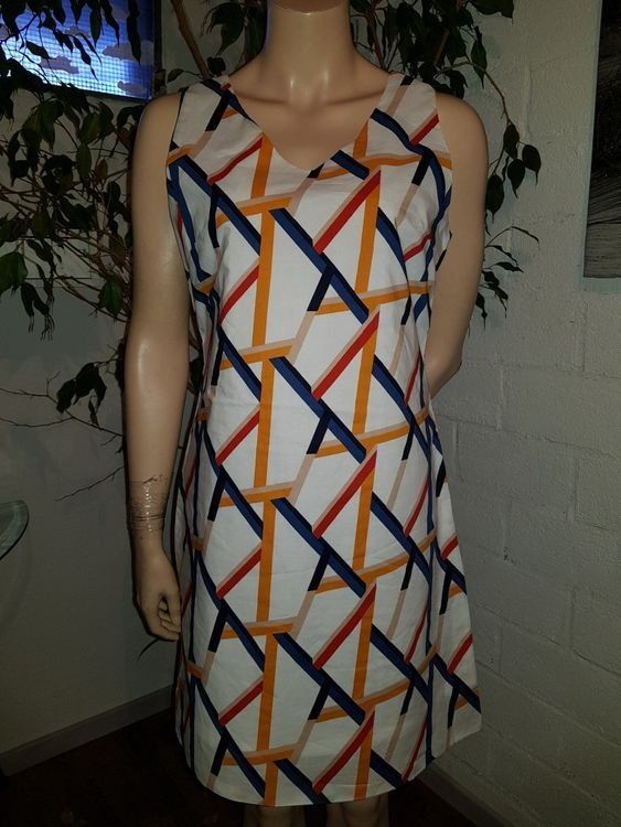 Kleider: Robe / Kleid FOR HER Paris  Taille / Grosse 2 (S).... – Gebraucht aus Cossonay-ville von Super-Price-Quality