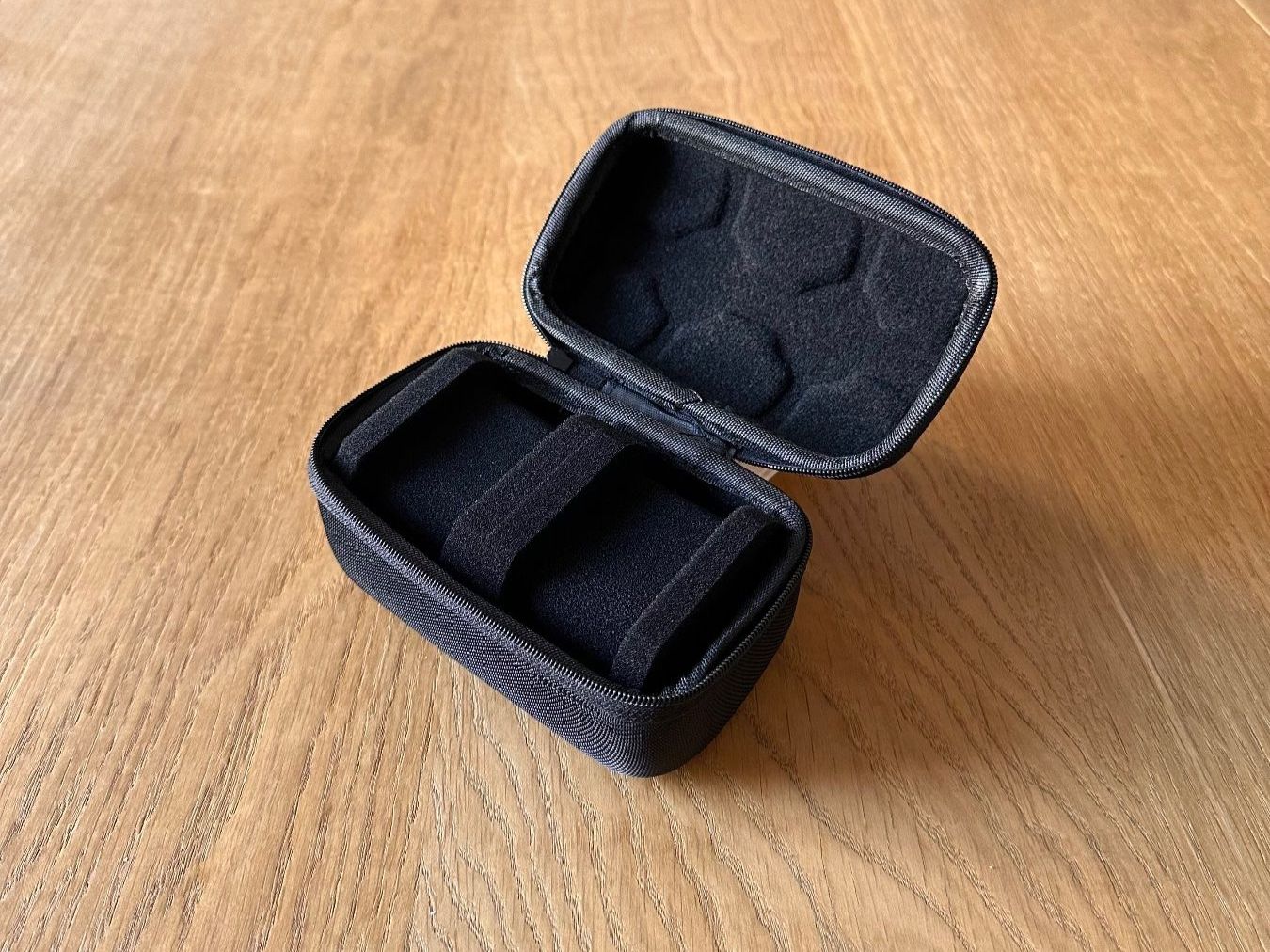 Scatole porta orologi: Uhrenbox für 2 Uhren – Nuovo e nell'imballaggio originale da Solothurn venduto da CaylanK