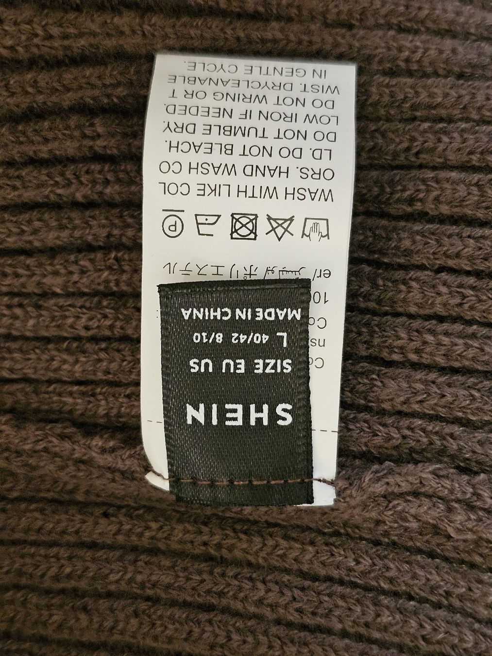 Shein Lotti di vestiti: SHEIN Strick-Set 2-teilig Pullover & Hose Gr. L (40/42) – Usato da Urdorf venduto da ole_mrp9 5
