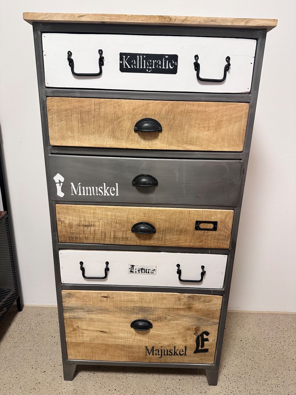 Pfister Commodes: Kommode – D'occasion à Gebenstorf par Susanne018