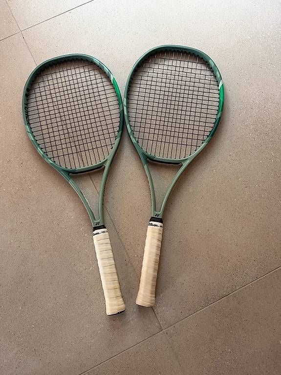 Racchette: 2 raquettes Yonex Percept 97H – Usato da Bourguillon venduto da inthenightprod.