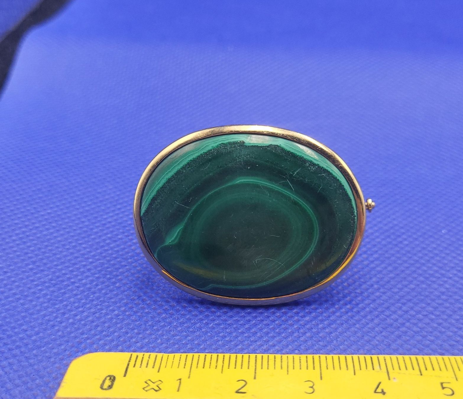 Spille & Fermagli: Massiv 18 karat 750 Gold Malachit Brosche – Usato da Wald ZH venduto da Aniade 5