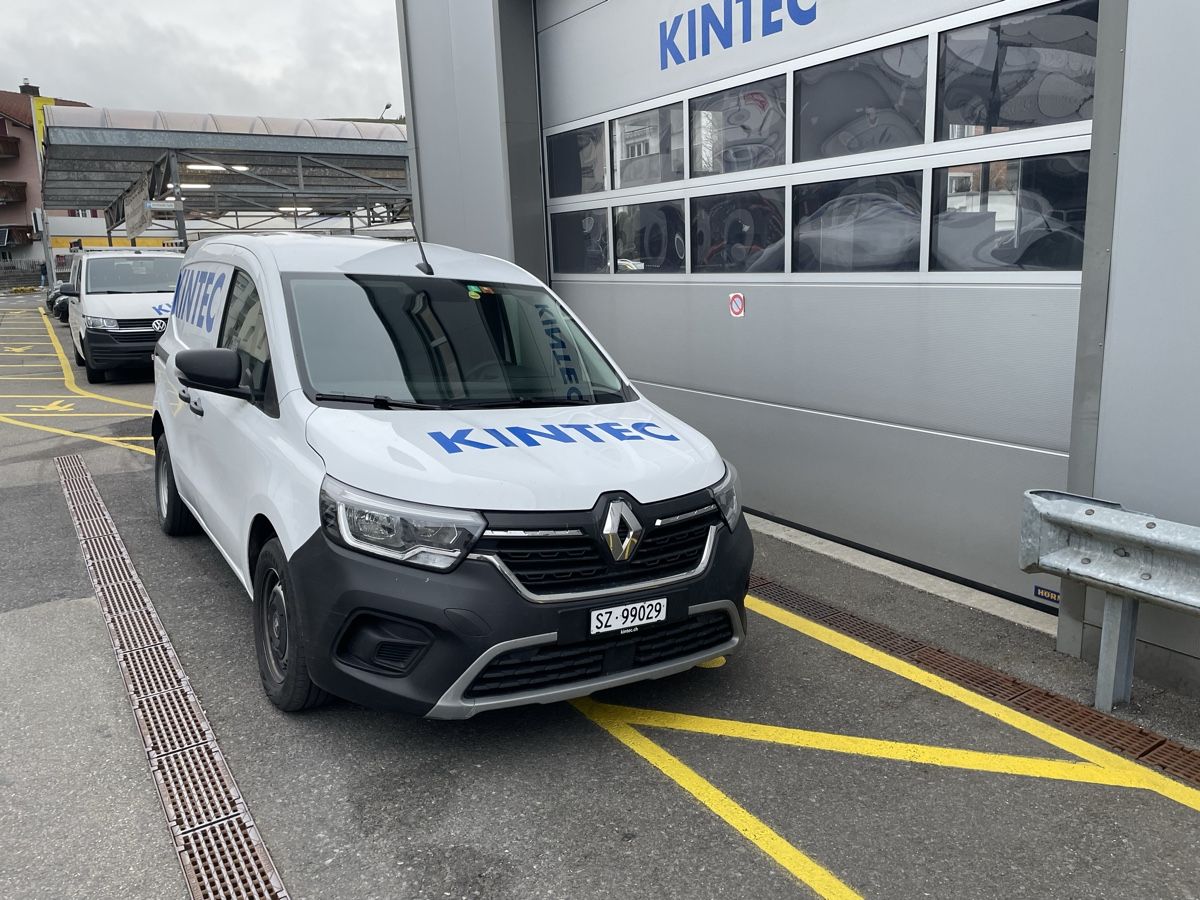 Renault Veicoli commerciali: Renault Kangoo 2024 – Nuovo (secondo la descrizione) da Einsiedeln venduto da Shkurte_K 1
