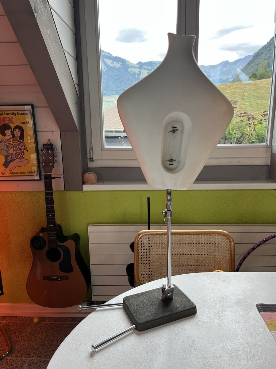 Allestimento di negozi e stand fieristici: Mid Century Vitra Graeter Büste – Usato da Stans venduto da Bridges_Vintage 7