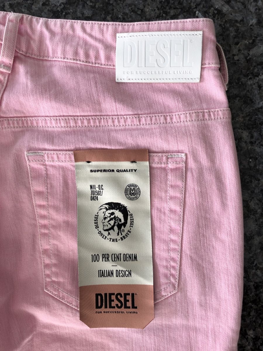 Diesel Jeans: Diesel Jeans Neu – Nuovo e nell'imballaggio originale da Bettwiesen venduto da cofrarium 5