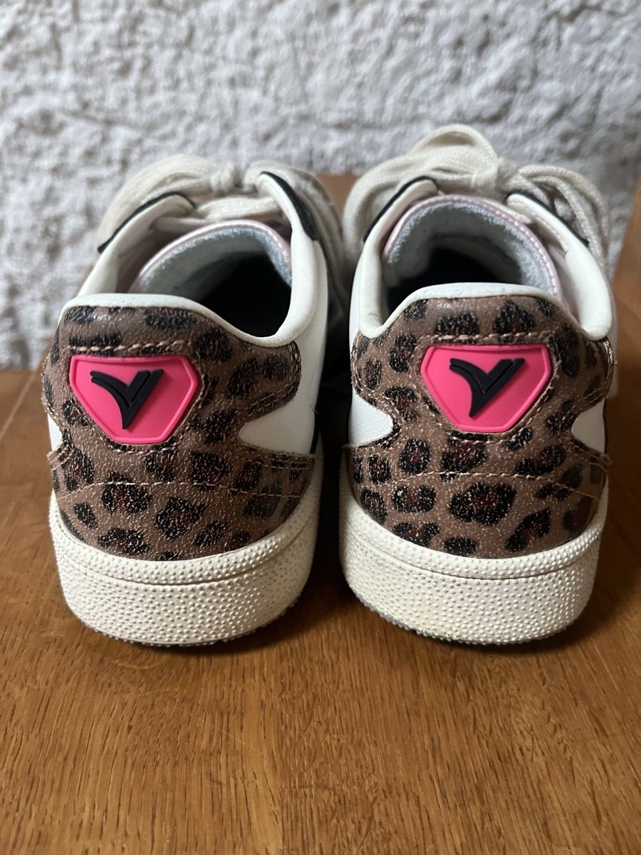 Damenschuhe: Victoria Sneakers, 40 – Gebraucht aus Stetten SH von Gwendin 2