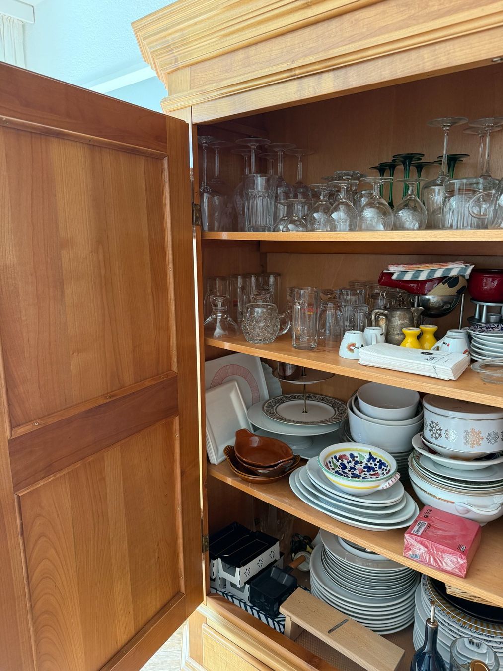 Schränke: Antiker Schrank – Gebraucht aus Köniz von Evafelchlin 3