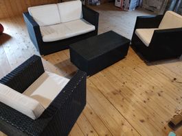 Gartenlounge Rattan schwarz Tisch Stühle gebraucht