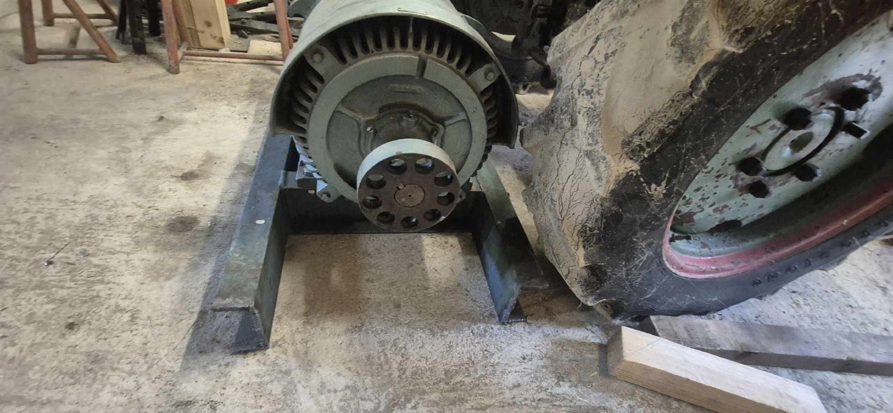 Generatori di corrente: Generator – Difettoso da Hallau venduto da Janick_23 1
