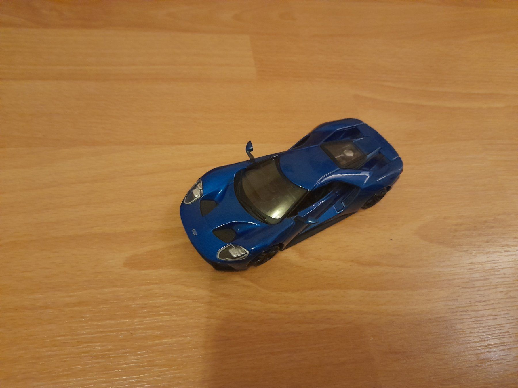 Bburago Modellautos: Bburago 1:32 Ford GT 2017 – Gebraucht aus Lustmühle von chevi03