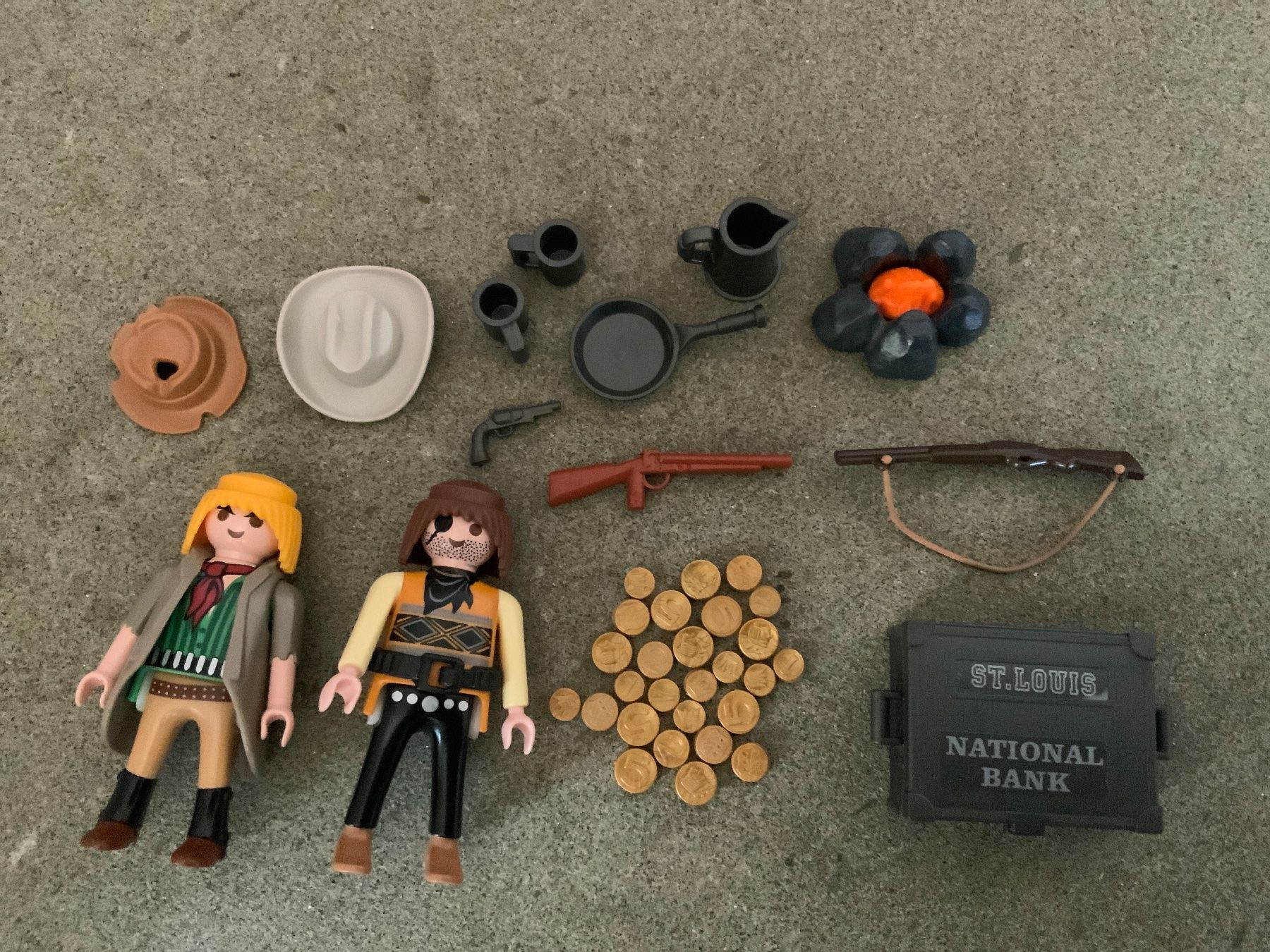 Playmobil Giocattoli: Playmobil Banditen Versteck – Usato da Burgdorf venduto da rainerw07 2