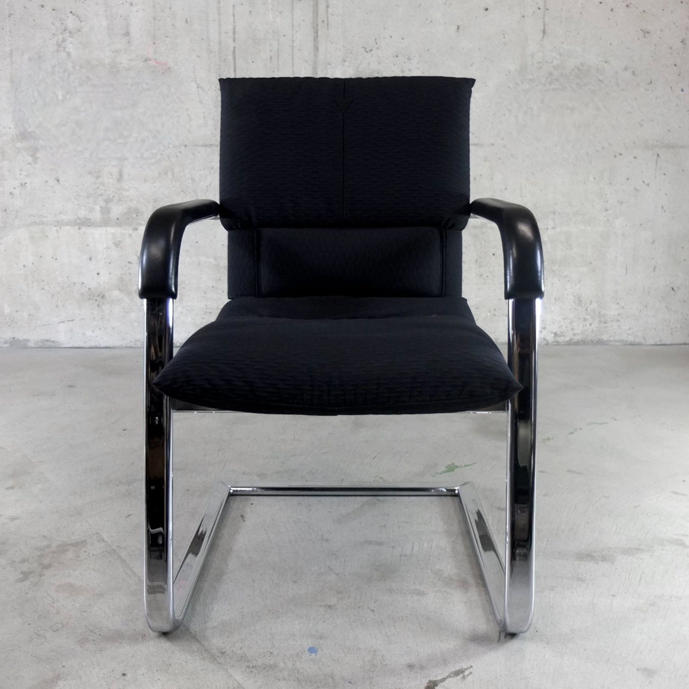 Vitra Poltrone: Vitra Mario Bellini Freischwinger Sessel – Usato da Basel venduto da Brocki-auf-dem-Wolf 1