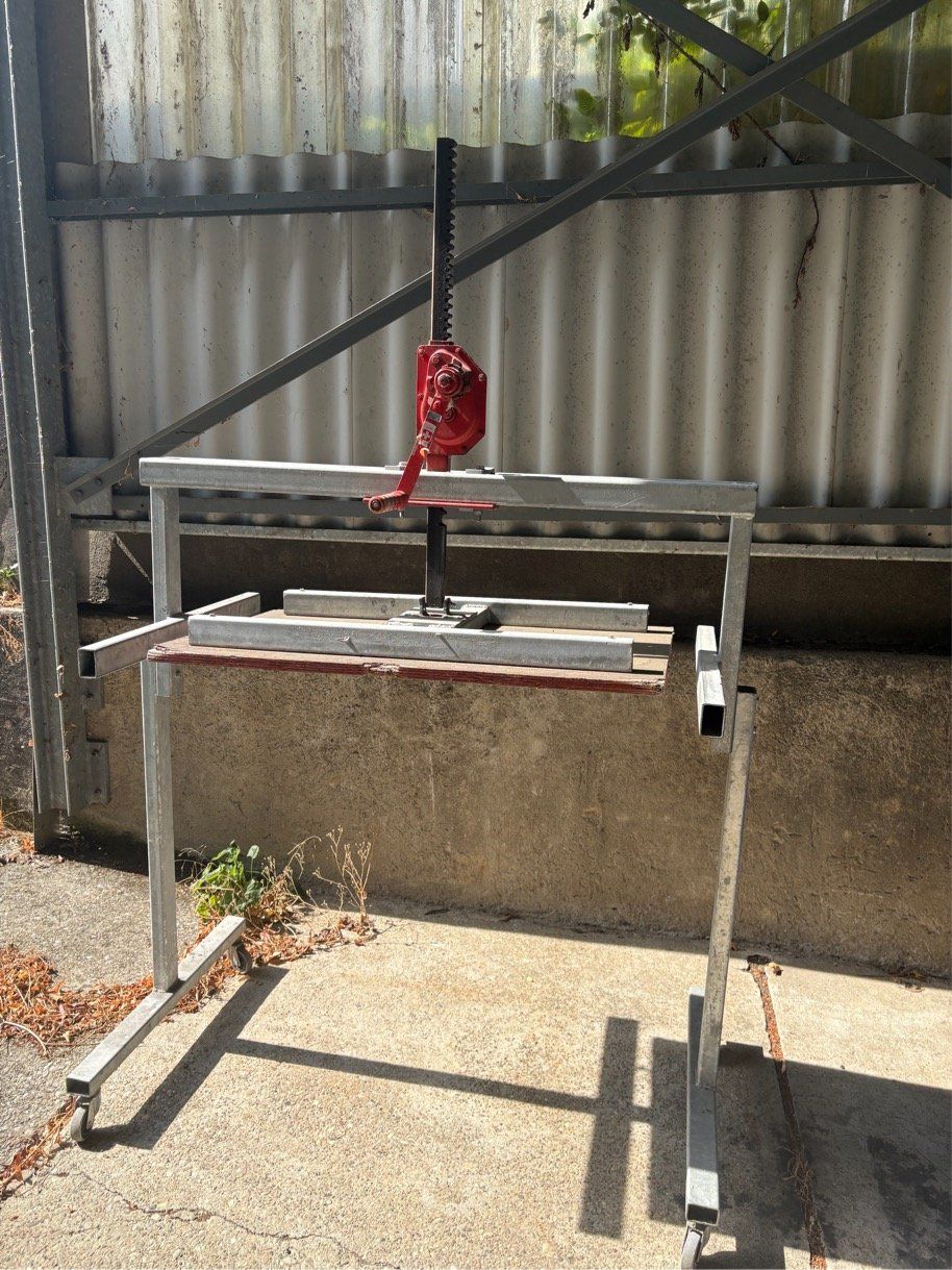 Tutte le macchine: Abfallpresse für 800l Container – Usato da Trimbach venduto da Tripoli_Trimbach 1