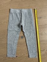 Wie neu: Graue Leggings, Gr 98