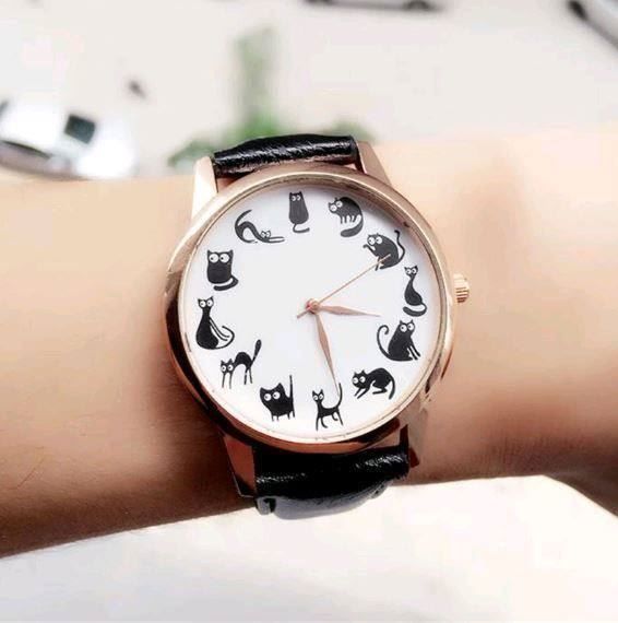 Orologi: Montre Chat avec bracelet – Nuovo e nell'imballaggio originale da Gurmels venduto da Swisspod