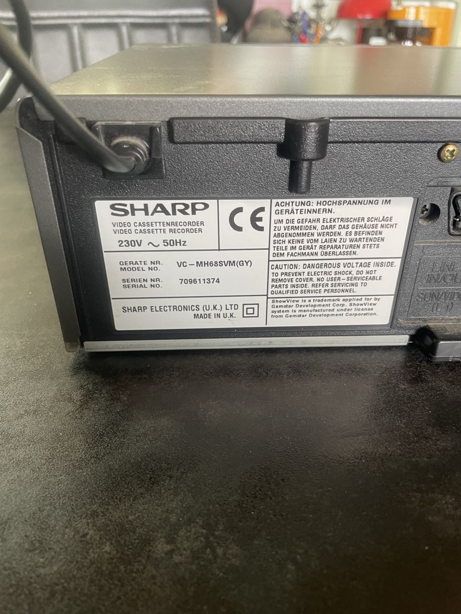Sharp Registratori: Magnétoscope Videorecorder Sharp VC-MH68SVM – Usato da Vallamand venduto da Bricbracbroc82 3
