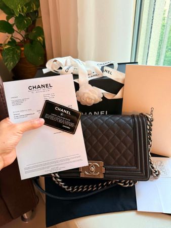 Original Chanel Boy Bag10 Caviar Leder Schwarz mit Zubehör