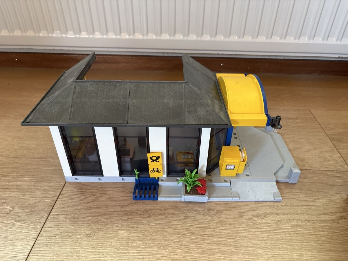 Playmobil Giocattoli: Playmobil Post office + figures, top condition, like new – Usato da Rechthalten venduto da dan_h5qy 2