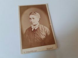 SCHWIIZER JUGEND DAZUMAL - e SCHIGGI JUNGI FROU - BURGDORF